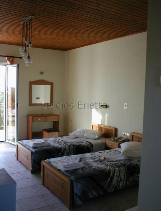 Erietta Studios Svoronata Zimmer foto